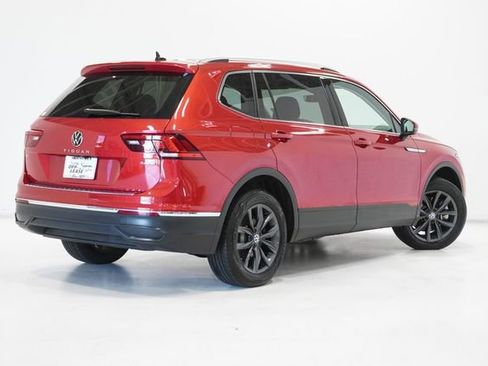 Used 2022 Volkswagen Tiguan SE image 9
