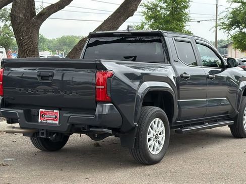 Certified 2024 Toyota Tacoma SR5 AWD/4WD image 6