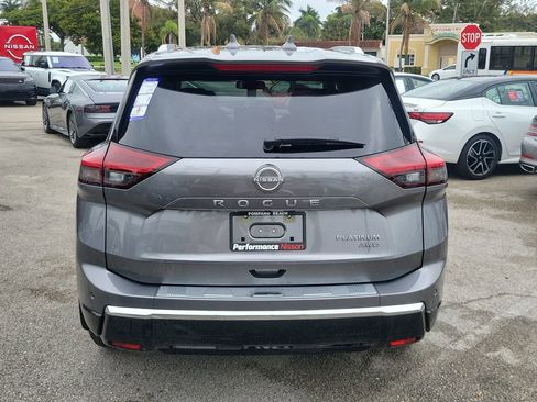 New 2026 Nissan Rogue Platinum image 6