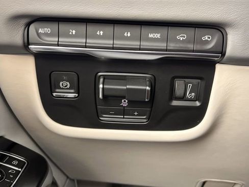 Certified 2026 Cadillac Escalade Platinum Sport w/ LPO, ONYX Package image 24