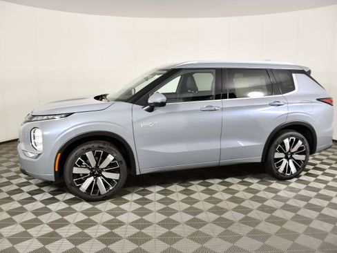 New 2026 Mitsubishi Outlander SEL AWD/4WD image 9