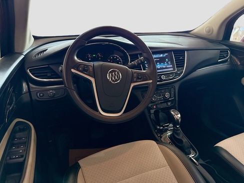 Used 2020 Buick Encore Preferred image 21