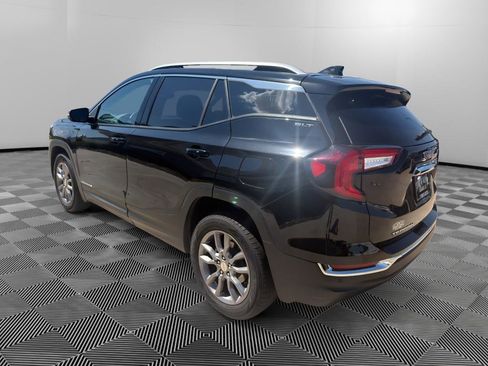 Used 2024 GMC Terrain SLT w/ Infotainment Package II AWD/4WD image 5