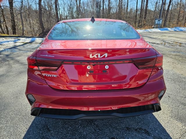 Used 2024 Kia Forte LXS FWD image 7