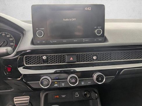 Used 2024 Honda Civic Sport image 13