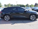 Used 2021 Audi e-tron Premium Plus w/ Premium Plus Package image 4