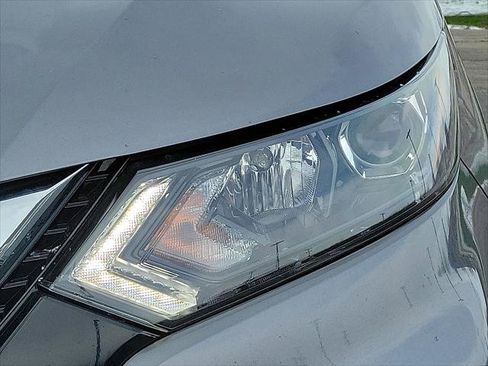 Used 2021 Nissan Rogue Sport S AWD/4WD image 27