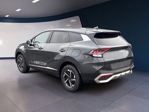 Certified 2023 Kia Sportage LX image 3