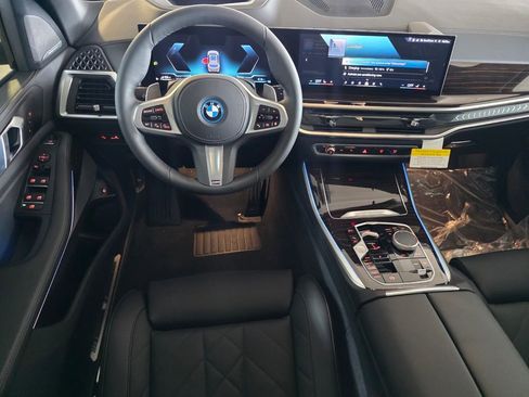 New 2026 BMW X5 xDrive50e w/ M Sport Package AWD/4WD image 11