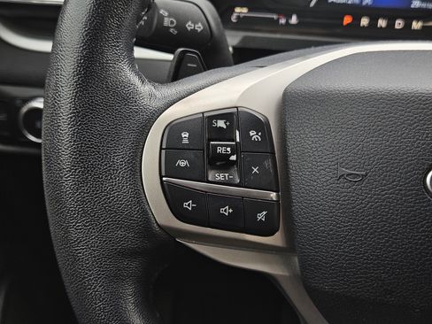 Used 2020 Ford Explorer XLT w/ Equipment Group 202A image 15