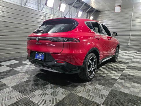 Used 2024 Alfa Romeo Tonale Ti AWD/4WD image 5