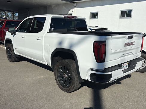 Used 2023 GMC Sierra 1500 AT4 w/ AT4 Premium Package image 3