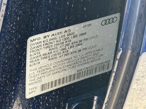 Used 2025 Audi Q5 Premium w/ Convenience Package AWD/4WD image 30