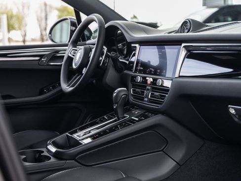 New 2026 Porsche Macan S image 46