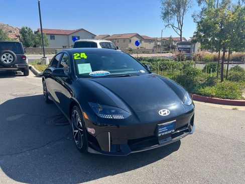 Used 2024 Hyundai Ioniq 6 SEL RWD image 2