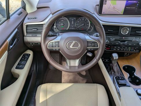 Used 2018 Lexus RX 450h AWD w/ Premium Package image 17