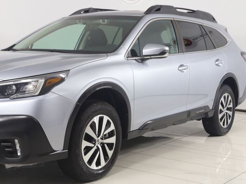 Used 2022 Subaru Outback Premium AWD/4WD image 46