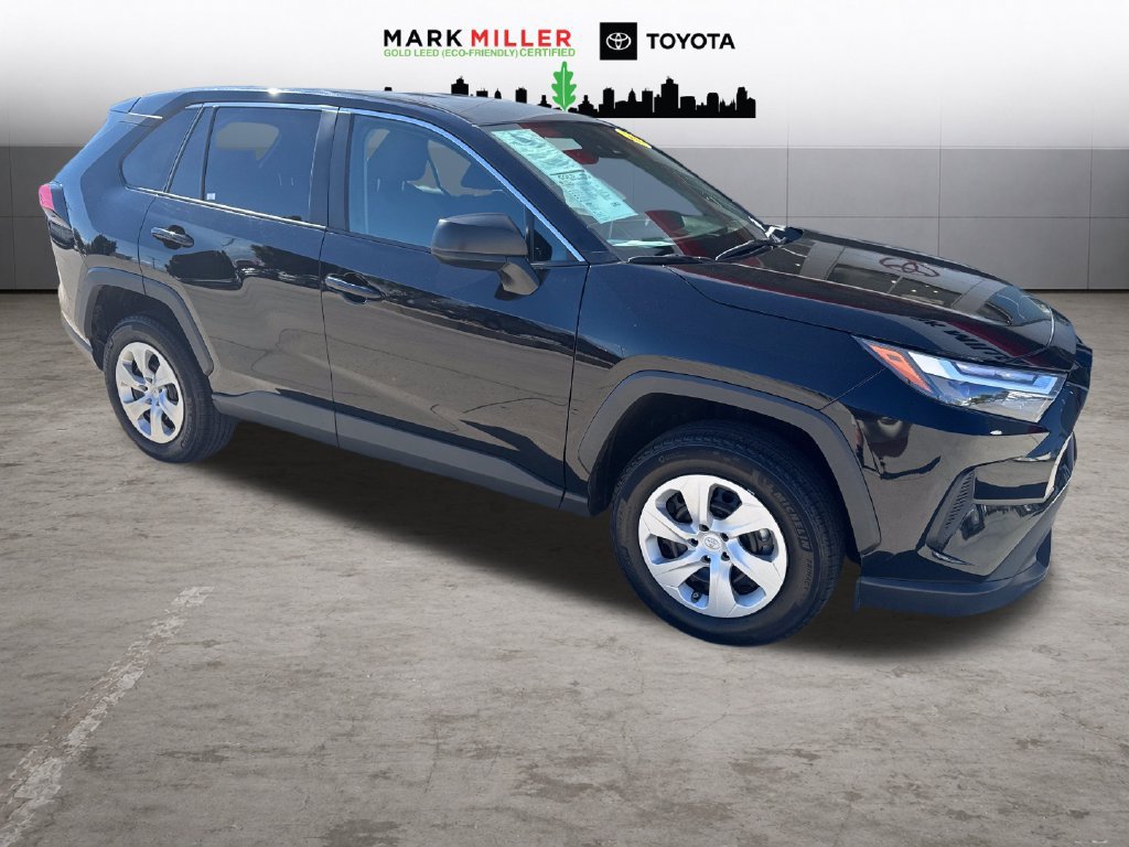 Certified 2024 Toyota RAV4 LE AWD/4WD image 7