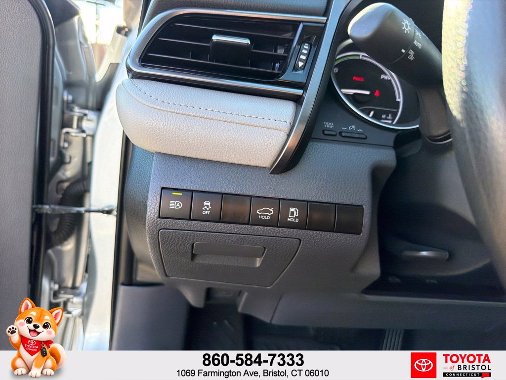 Used 2024 Toyota Camry LE FWD image 19
