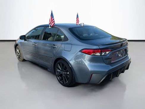 Used 2025 Toyota Corolla SE w/ SE Premium Package FWD image 5