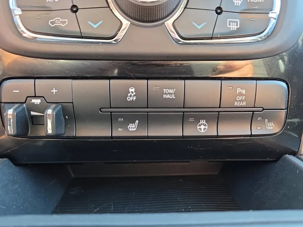 Used 2018 RAM 1500 Sport w/ Sport Premium Group AWD/4WD image 31