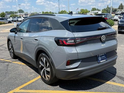 Certified 2024 Volkswagen ID.4 2WD image 5