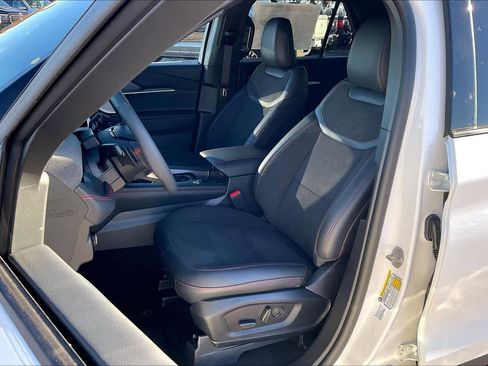 New 2026 Ford Explorer ST w/ Sun And Sound Package image 9