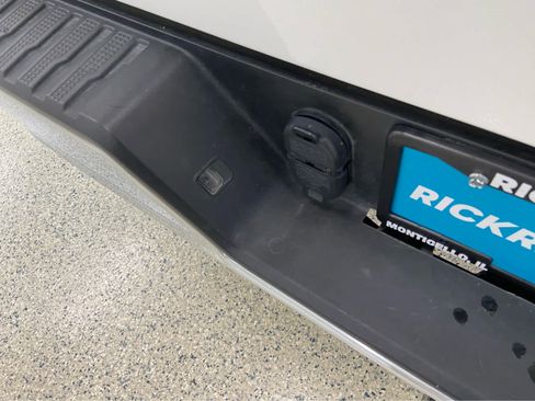 Used 2024 Chevrolet Silverado 1500 W/T w/ WT Fleet Convenience Package image 9