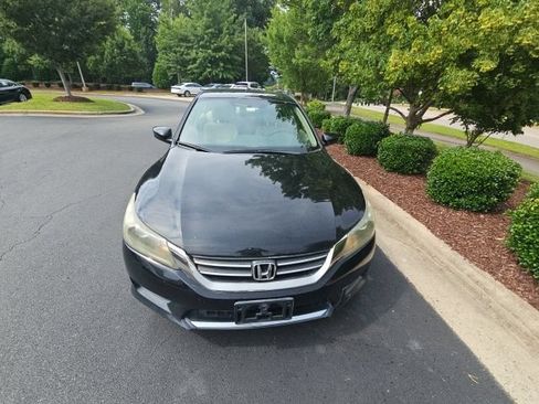 Used 2013 Honda Accord LX image 6