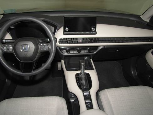 Certified 2025 Honda HR-V LX image 13