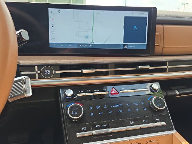 Used 2024 Hyundai Santa Fe Limited FWD image 23