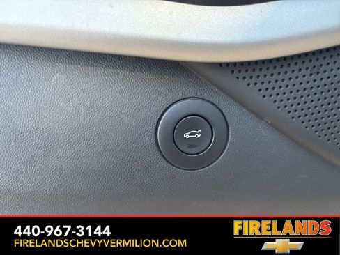 Used 2018 Chevrolet Camaro LT image 14