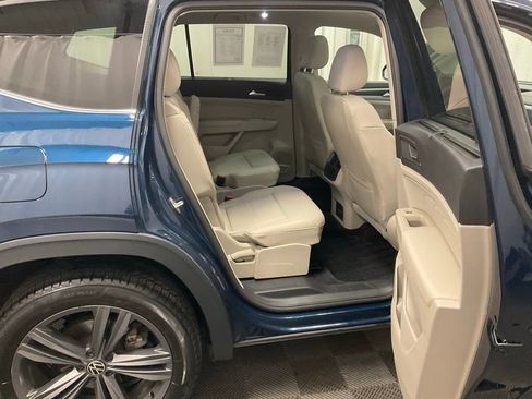 Used 2021 Volkswagen Atlas SE image 17