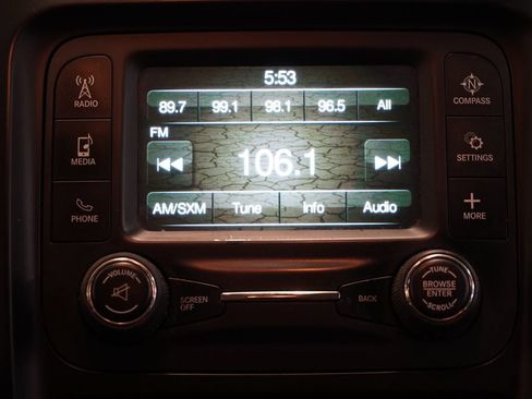 Used 2015 Jeep Cherokee Sport w/ Sport Appearance Group FWD image 19