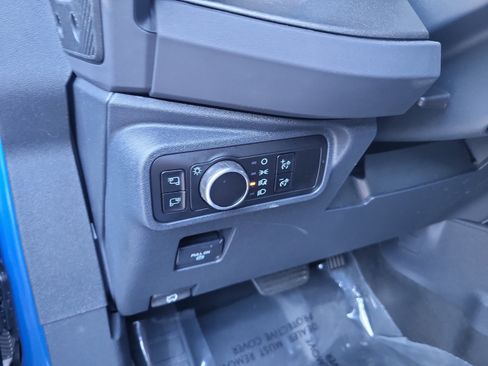 Used 2025 Ford Bronco Badlands AWD/4WD image 27