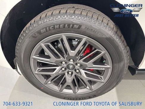 New 2025 Ford Expedition Max Platinum w/ Stealth Performance Package image 5