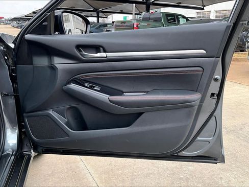 Certified 2023 Nissan Altima 2.5 SR image 24