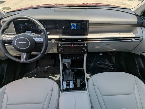 Used 2025 Hyundai Tucson SEL FWD image 17