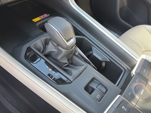 New 2026 Toyota Grand Highlander FWD image 30