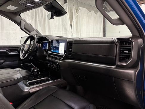 Used 2023 Chevrolet Silverado 1500 LTZ w/ LTZ Premium Package AWD/4WD image 58