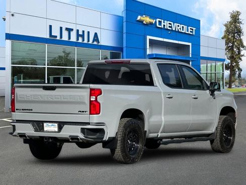 Used 2025 Chevrolet Silverado 1500 RST w/ Z71 Off-Road Package AWD/4WD image 2