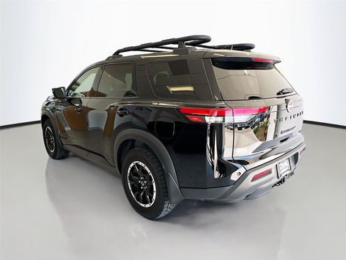 Used 2025 Nissan Pathfinder Rock Creek AWD/4WD image 10