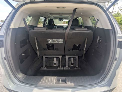 Used 2023 Kia Carnival SX Prestige FWD image 14