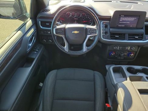 Used 2022 Chevrolet Suburban LS AWD/4WD image 15