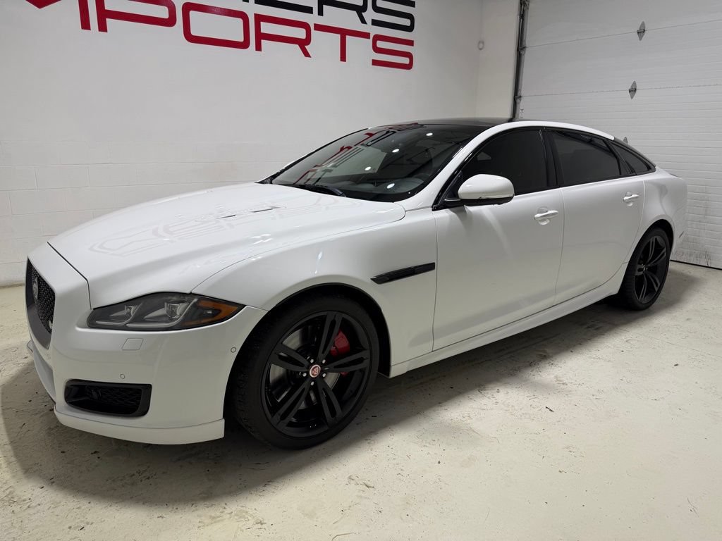 Used 2016 Jaguar XJ RWD image 2