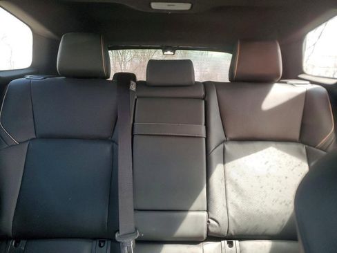 Used 2025 Toyota Crown Signia w/ Advanced Technology Package image 7