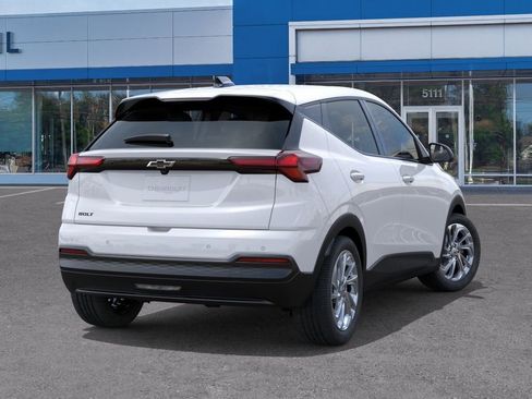 New 2027 Chevrolet Bolt LT w/ Comfort Package FWD image 4