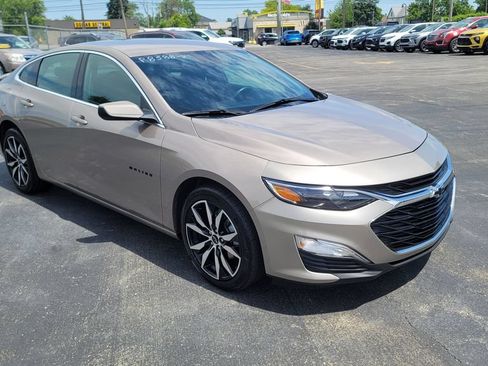 Used 2024 Chevrolet Malibu RS FWD image 16