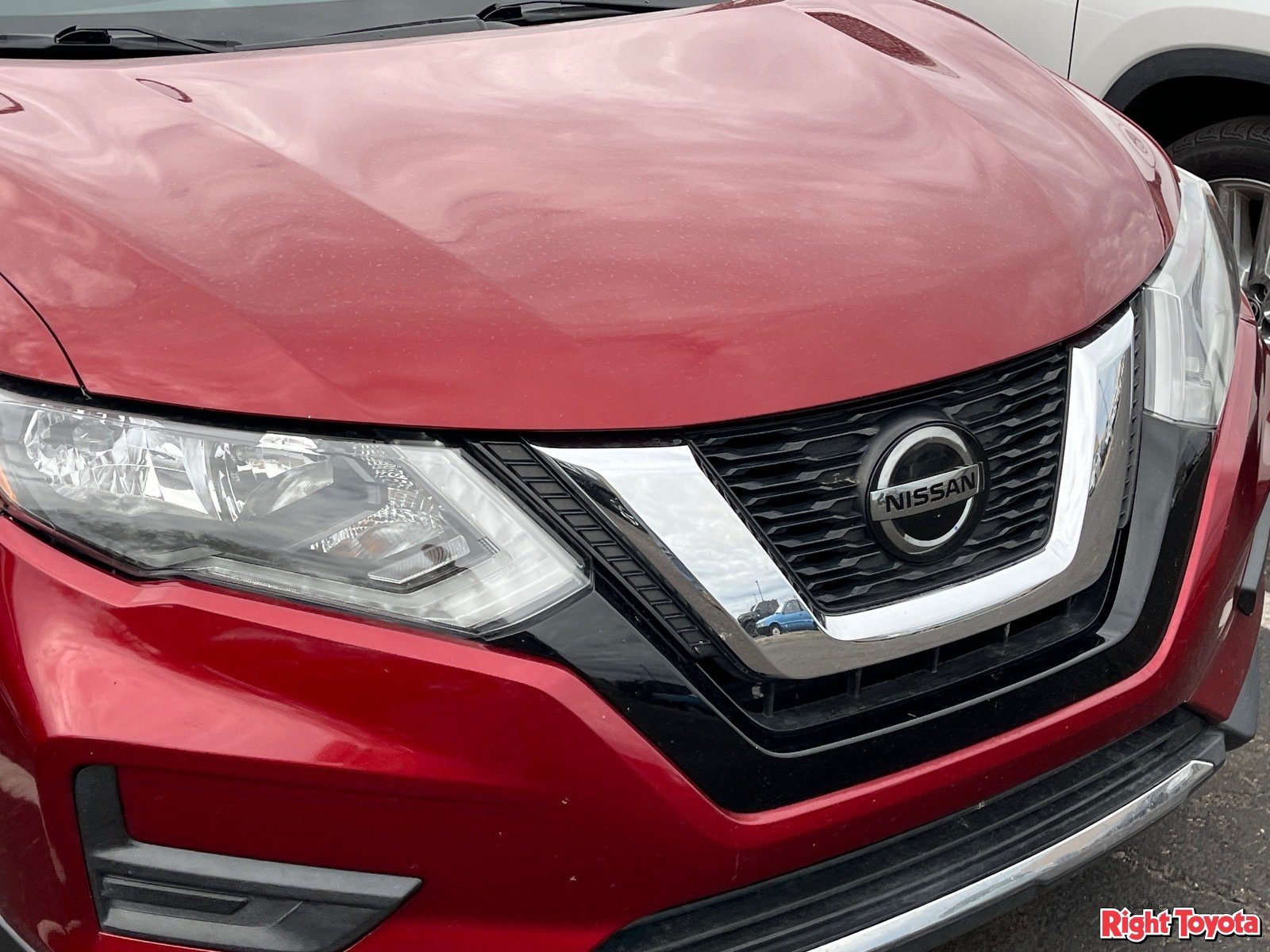 Used 2020 Nissan Rogue SV FWD image 7