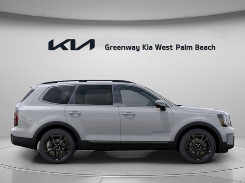 Certified 2025 Kia Telluride SX X-Line AWD/4WD image 9